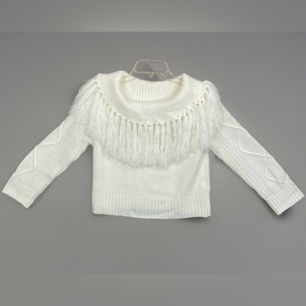 Off the Shoulder Cream‎ Off White Stretch
Knit Sweater Sz Medium with Fringe